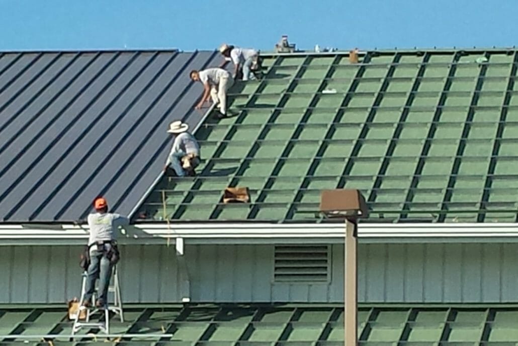 metal roof repair contractors