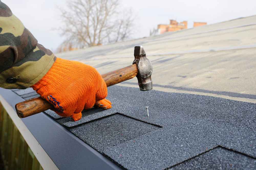 Bradenton roofing expert